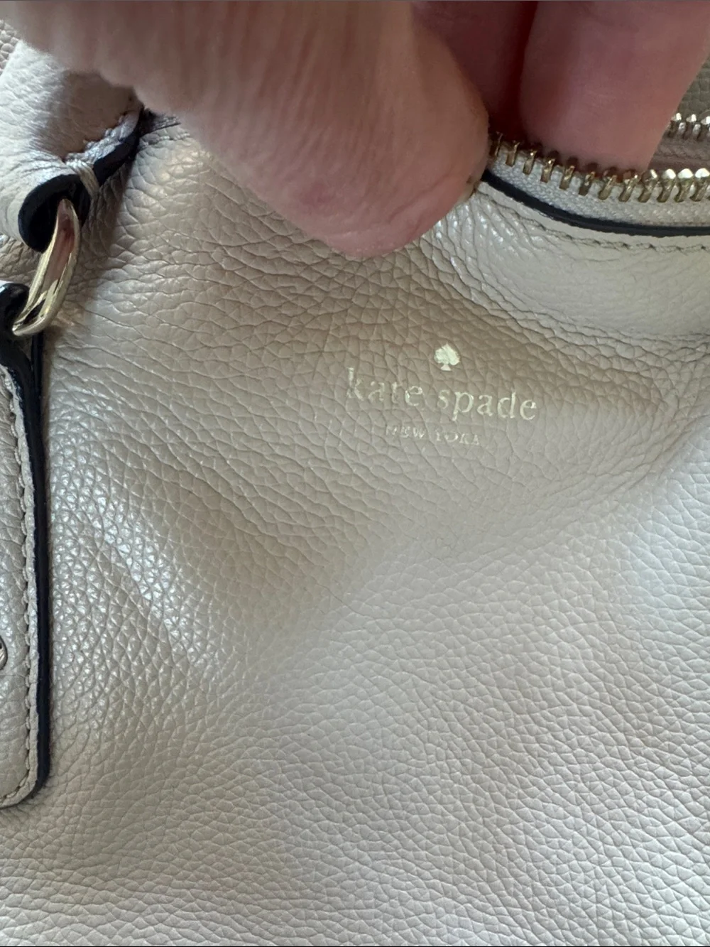 kate spade Pebbled beige purse with Detachable Strap